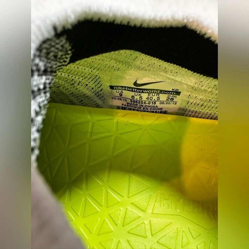 Nike Black and White Knit Sneakers with Red Soles